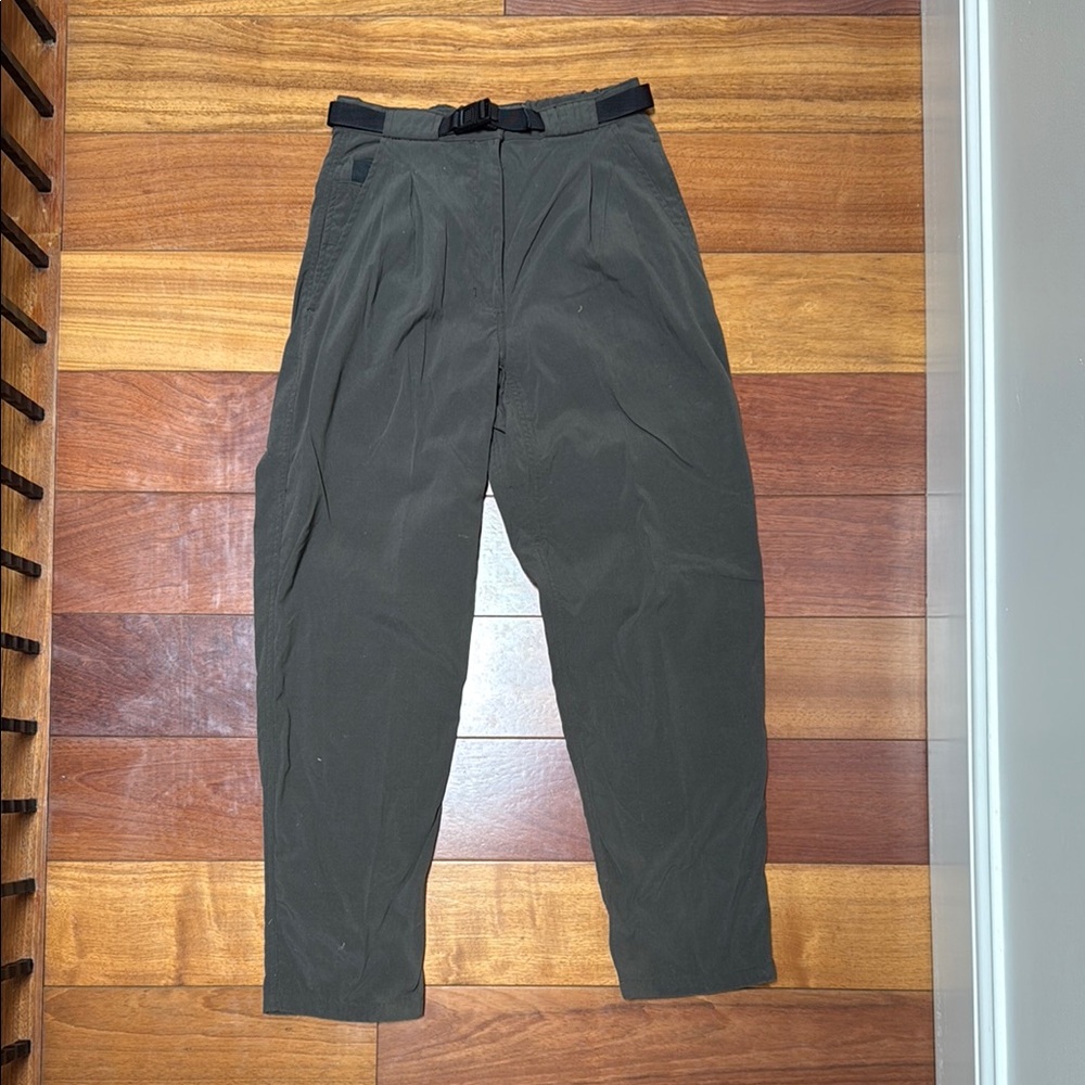 The North Face Black Relaxed Fit Vintage 90s Outdoor Cargo Style Pant Nylon
